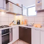 Appartement Cozy In With House Sea View