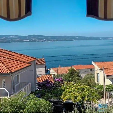Apartamento Cozy In With House Sea View Omiš