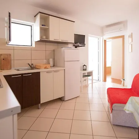 Apartmán 1 Bedroom Beautiful In *