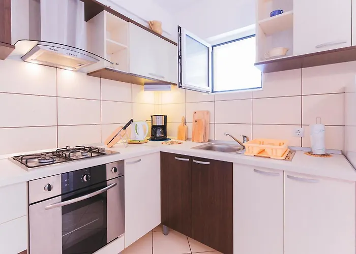 Apartamento Cozy In With House Sea View